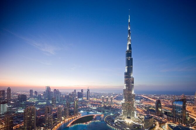 Enjoy Burj Khalifa With Dinner in One Of The Tower Restaurants - Unforgettable Ambience: Dining in Burj Khalifa