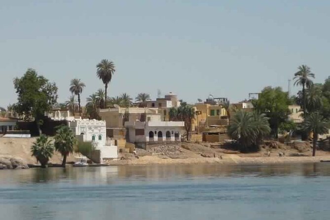 Enjoy Cruise 4-Days With Tours From Aswan to Luxor , Abu Simbel , Balloon & More - Dining Options