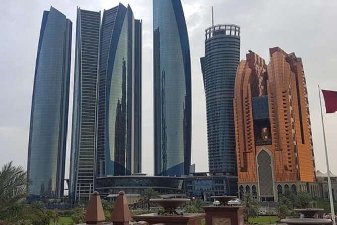 Enjoy Dinner at Burj Khalifa Restaurants With Floor 124th Tickets - Meeting and Pickup