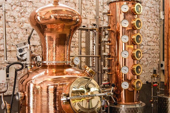 Enjoy Gin Distillery Tour With Tasting Flight and Singapore Sling Masterclass - Gin Distillery Tour Experience