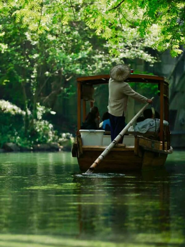 Enjoy Hangzhou Like Lords: West Lakes Boat, Tea, Painting - Good To Know