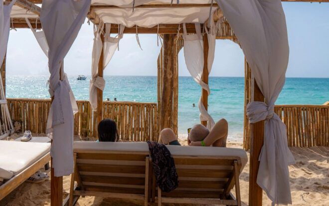 Enjoy Mambo Beach at Playa Blanca Plancton - Location Highlights