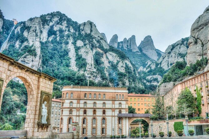 Enjoy Montserrat Morning Tour - Barcelona - Transportation and Amenities