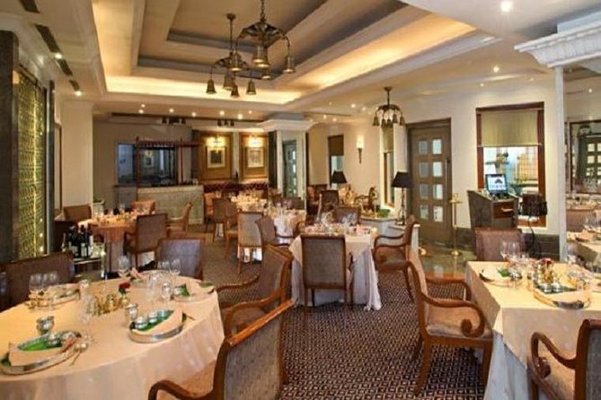 Enjoy South Indian Cuisine at Dakshin - Sheraton New Delhi With Private Transfer - Location and Meeting Point Details