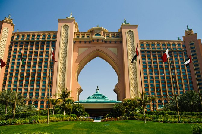 Enjoy the Abu Dhabi, Grand Mosque, Etihad Towers & Royal Palace Visit From Dubai - Questions and Support