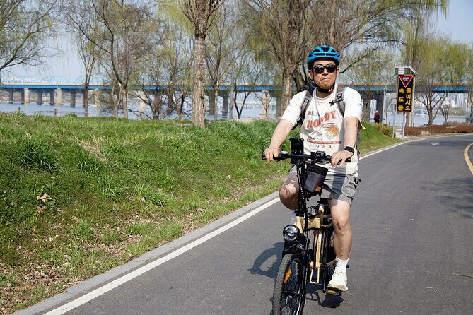 ENKO Electric Bike Ride on The Han River Bike Path in Seoul - Why This Tour Works Well