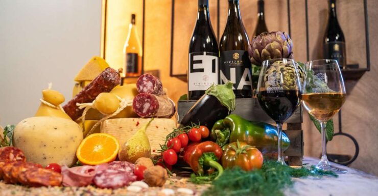Enoteca Dell'etna: Iemu Spizzicannu Tasting - Tasting Myetna Products and Local Cuisine