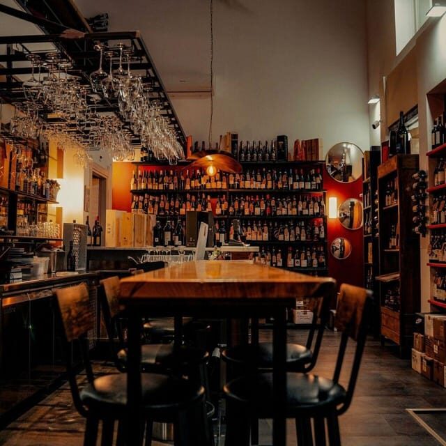 ENOTECA VENARIA: degustazione vini e cibo locale - Good To Know