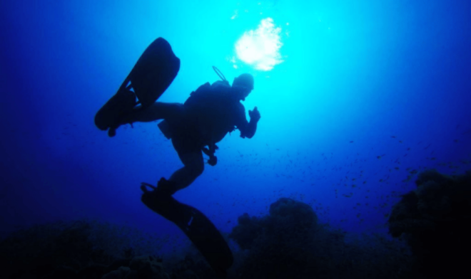 Ensenada: Boat Diving Adventure to Exclusive Sites - Small Group Experience