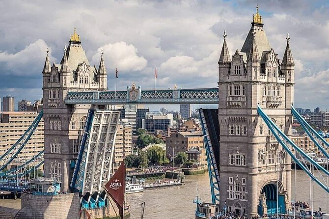 Enter The Tower of London , Visit Tower Bridge & Westminster Tour - End Point