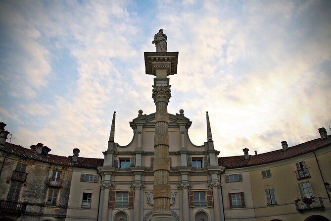 Entrance to Palace and Gardens of Venaria Guided Visit - Meeting Point and Pickup Details