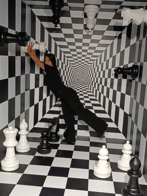 Entrance to the Bilbao Illusions Museum - Good To Know