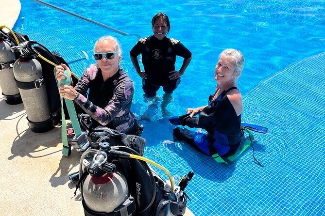 Entry Level PADI Course Discovery Scuba Dive - Gear and Comfort