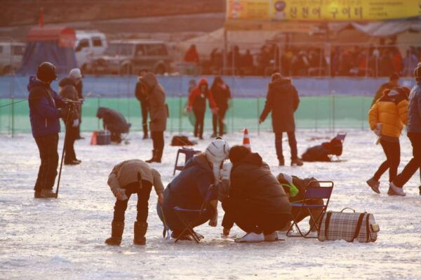 Eobi Ice Valley&Hwacheon Ice Fishing & Garden of Morningcalm - Nearby Attractions