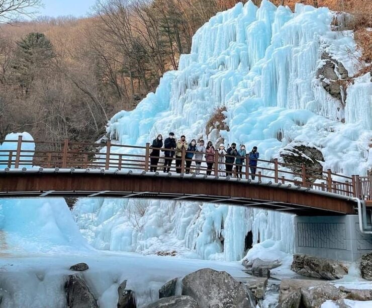 Eobi Valley, Nami, France & Italian Village, Korean Garden - Eobi Ice Valley Experience