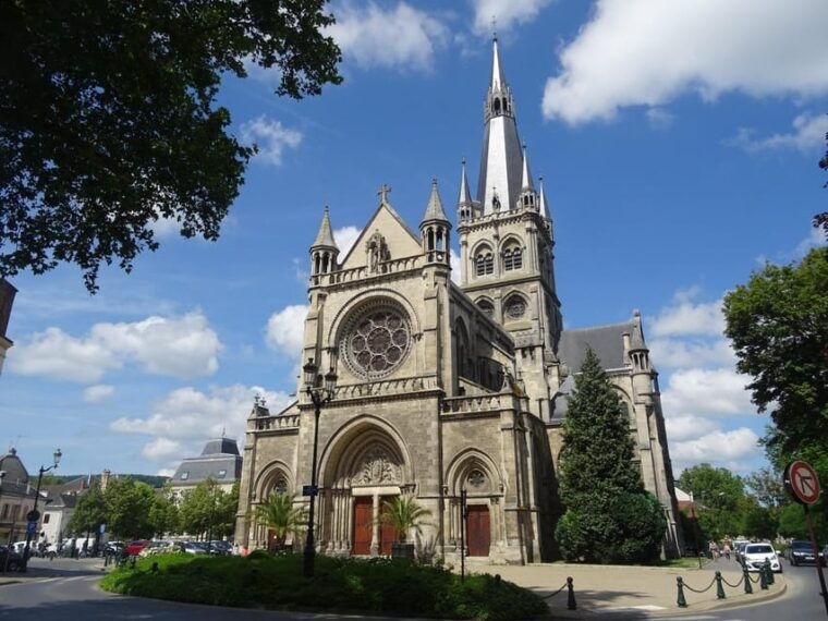 Epernay: Private Guided Tour of the Heart of Champagne - The Art and History of Champagne-Making