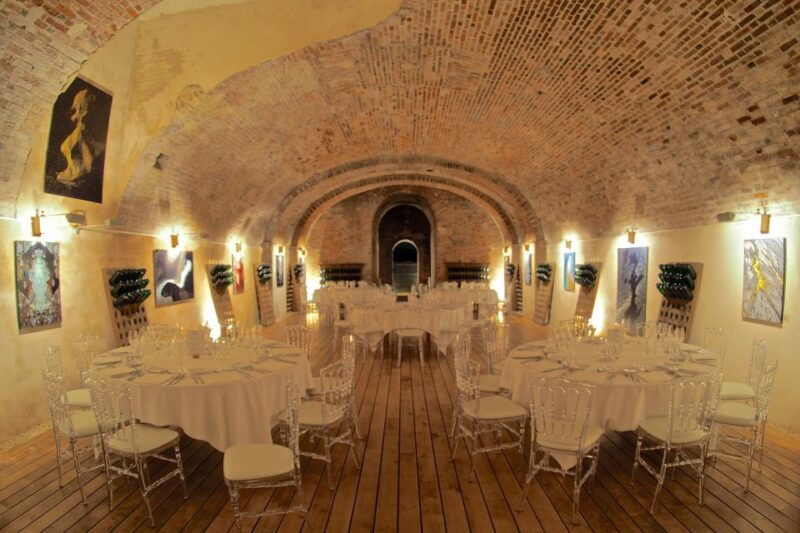 Epernay: Winery and Cellar Tour With Champagne Tasting - Experience Highlights