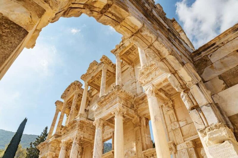 Ephesus and Pamukkale: 2-Day Tour with Transfers - A Detailed Look at the Ephesus and Pamukkale Tour