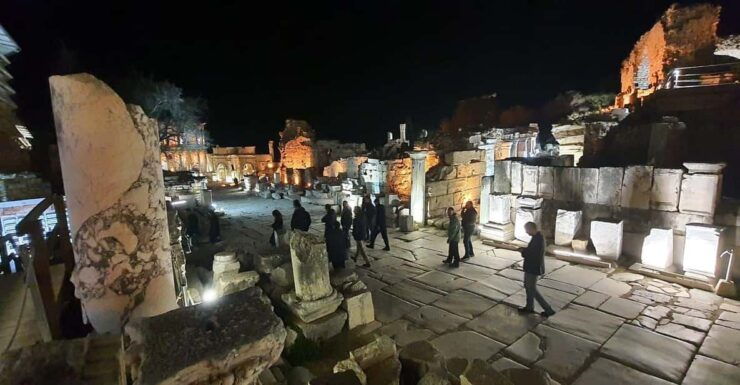 Ephesus Night Tour : With Private Guide and Vehicles - Key Points