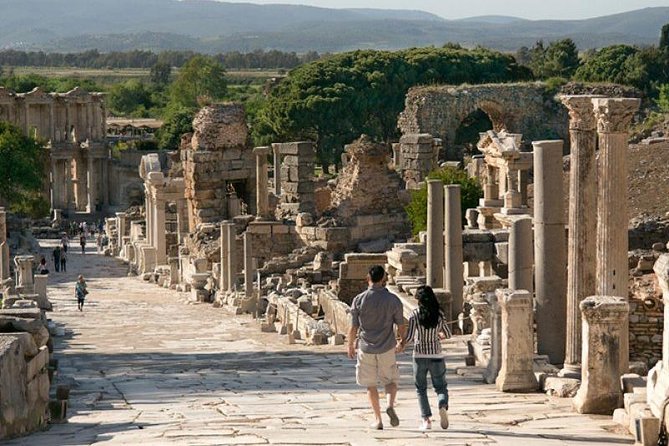 Ephesus Small Group Tour From Kusadasi / Selçuk Hotels - Tour Itinerary