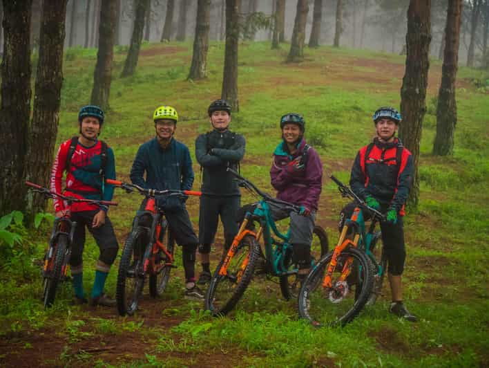 Epic Mountain Bike Adventure in Kathmandu. - Key Points