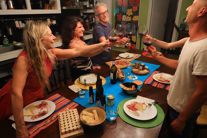 Epicurean Experience Private Diner With a Local and Local Food - Good To Know