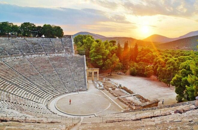 Epidaurus, Nafplio & Snorkeling at Ancient Sunken City - Indulging in the Aegean Sea: Sun, Swim, and Seafood