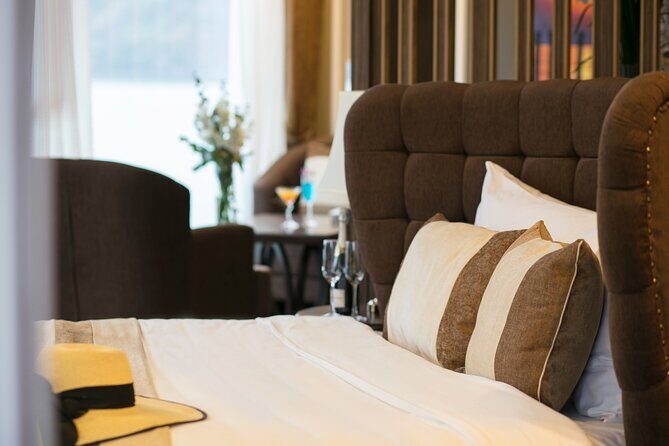 Era Cruise 3day Explore Halong Bay and Lan Ha Bay from Hanoi - What Makes This Tour Stand Out?