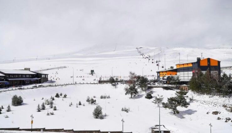 Erciyes Mountain & Ski Tour With Professional Ski Instructor - Mountain Exploration and Ski Lessons
