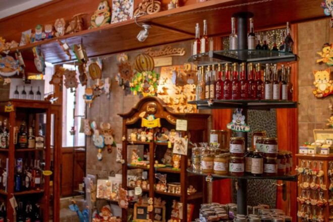 Erice: Tasting of Typical Sicilian Products - Duration and Cancellation Policy