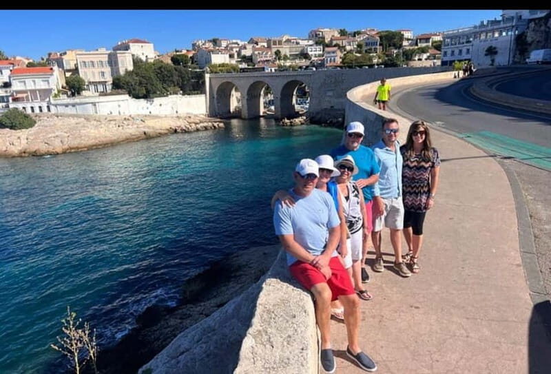 Escapade en cabriolet de Marseille à Cassis et La Ciotat - Transport and Group Dynamics