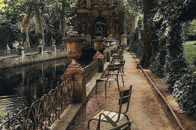 Escape Game in the Luxembourg Garden - Adults, Children or Teenagers - Common Questions