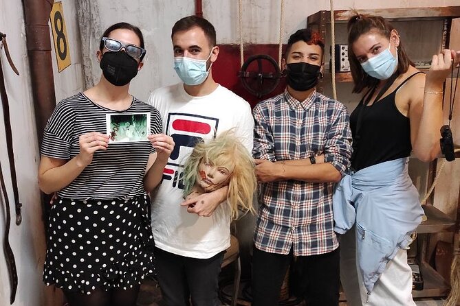 Escape Games in Madrid - Teamwork and Communication Skills