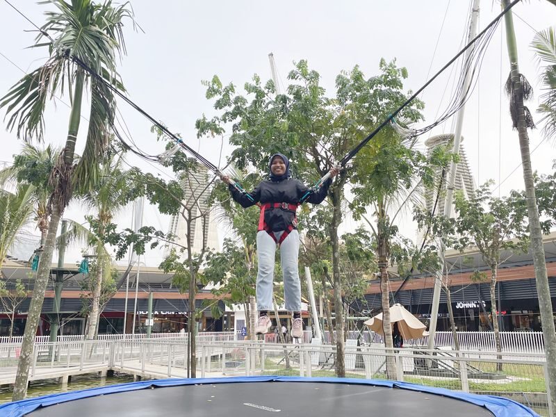 ESCAPE Putrajaya Ticket - The staff can help you past the scary bit