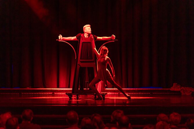 Escape Reality Branson Magic Dinner Show - Pricing and Booking