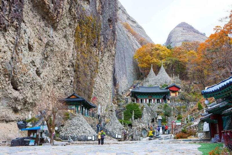 Essence of Jeonju Hanok Village + Maisan Mountain - The Sum Up