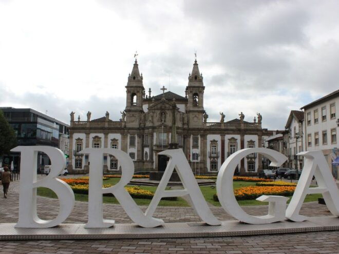 Essential Braga a Self-Guided Audio Walking Tour in English - Inclusions