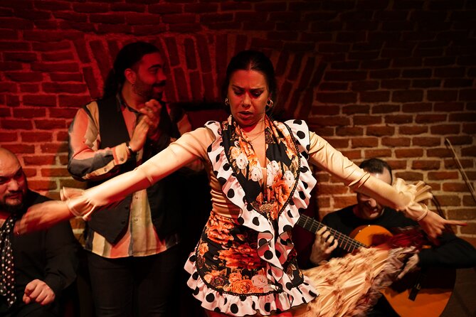 Essential Flamenco: Pure Flamenco Show in the Heart of Madrid - Common Questions