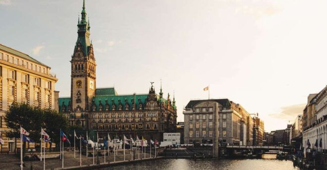 Essential Hamburg Tour - Guided Tour Options