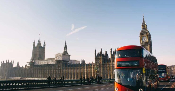 Essential London Audiotour - History and Anecdotes - Exploring Iconic London Landmarks