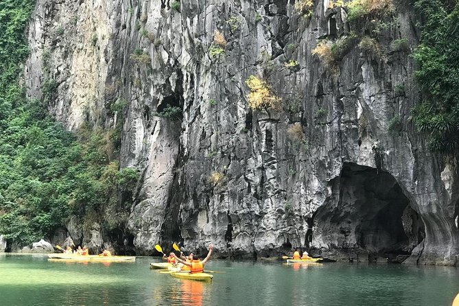 Essential North Vietnam ( Hanoi - Ninh Binh - Halong) in 5 Days - 3 Stars Hotel - Directions and Recommendations