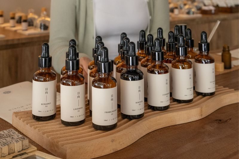 Essential Oil Blend & Natural Mist Workshop - A scent workshop, not a perfume counter