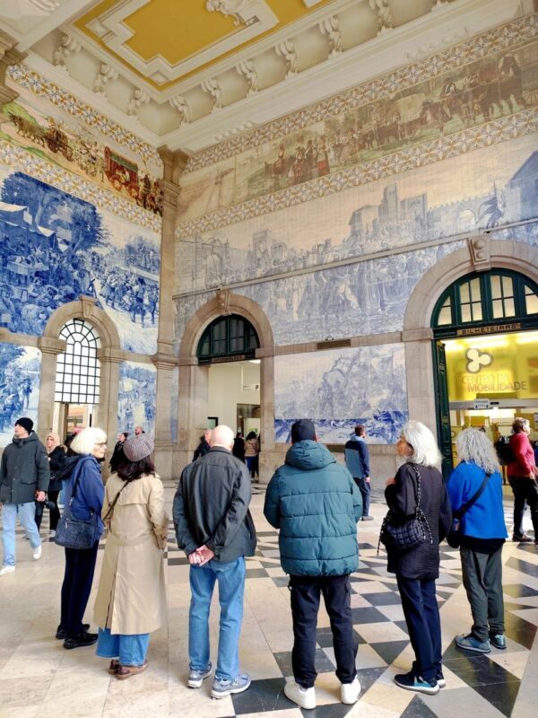 Essential Porto Walking Tour - Timing, comfort and accessibility