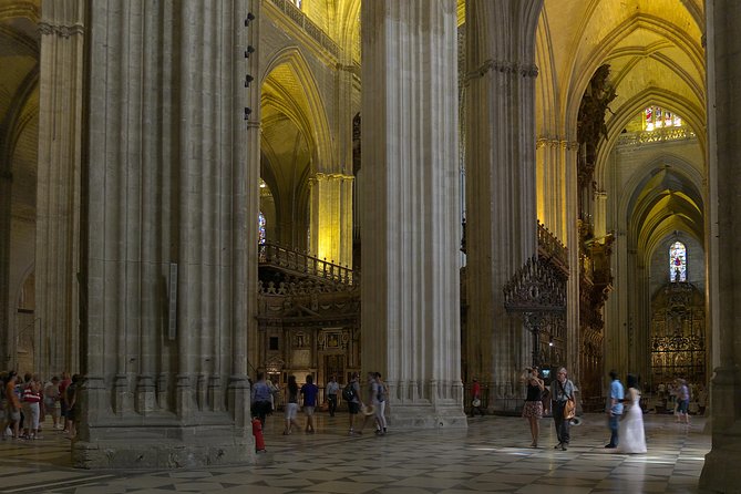 Essential Seville: Real Alcazar Guided Tour Cathedral Flamenco Show - Real Alcazar Guided Tour