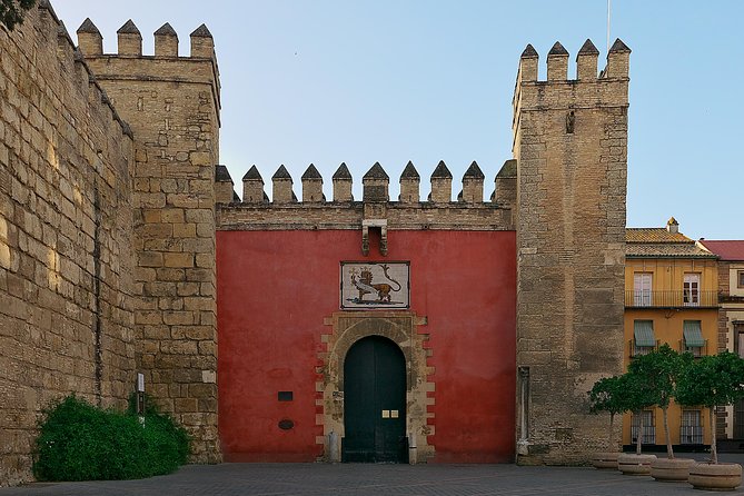 Essential Seville: Real Alcazar Guided Tour Cathedral Flamenco Show - Tips for a Memorable Experience