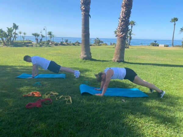 Estepona: 1 Hour of Premium Fitness Training With an Experienced Personal Trainer - Frequently Asked Questions