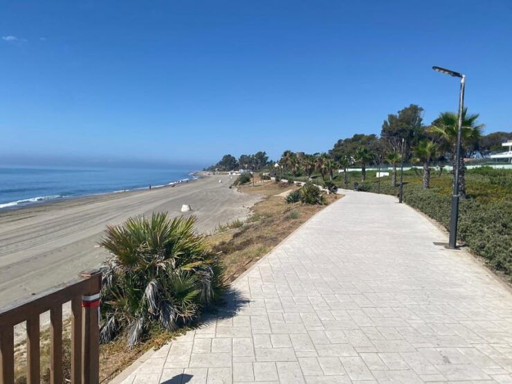 Estepona: Premium Bike Tour Including Tapas and Drink - Good To Know