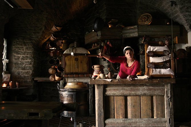 Estonian Food, Drinks and History Tour - Inclusions and Meeting Point