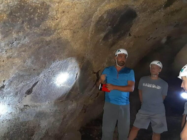 Etna North: Private Trekking and Wine tasting with light lunch - What Reviewers Say