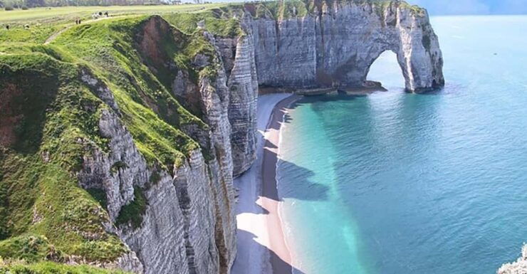 Etretat and Honfleur: Private Day Trip From Le Havre - Itinerary and Locations